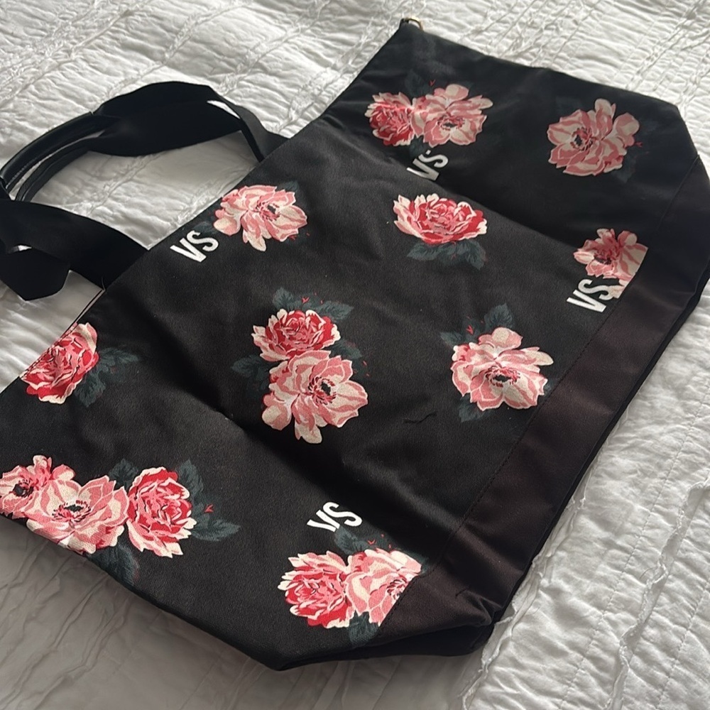 victoria’s secret big bag with strap - Picture 5 of 5